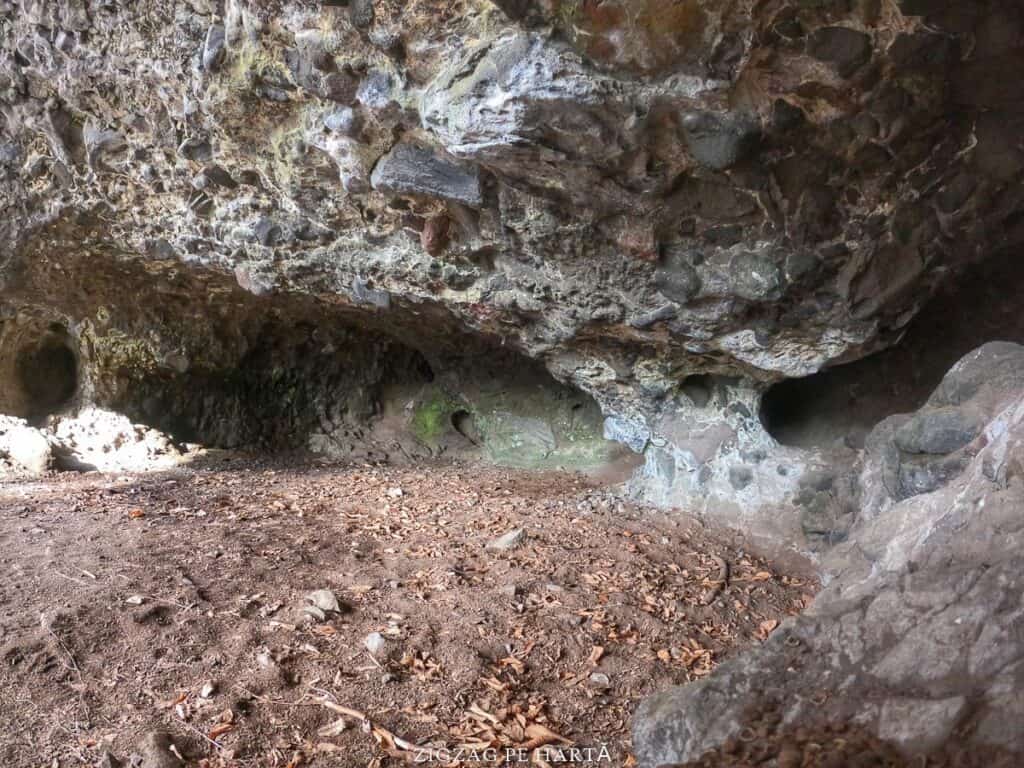 Peștera de mulaj Căsoaia lui Ladaș - Blog de calatorii - ZIGZAG PE HARTĂ - GOPR2601 1644687416310 01