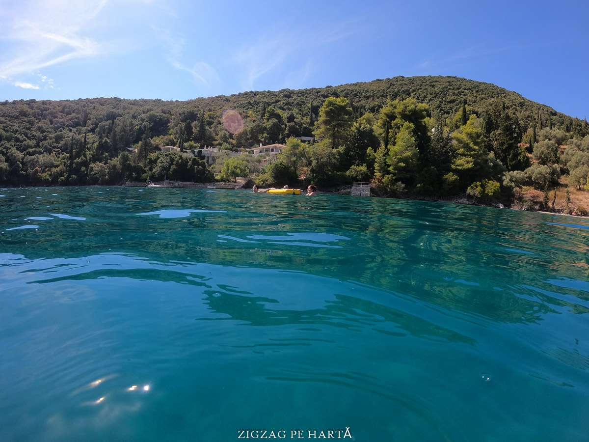 Marea Ionică: navigare printre insulele Lefkada, Kefalonia, Zakynthos, Ithaca, Meganissi - Blog de calatorii - ZIGZAG PE HARTĂ - G0021428