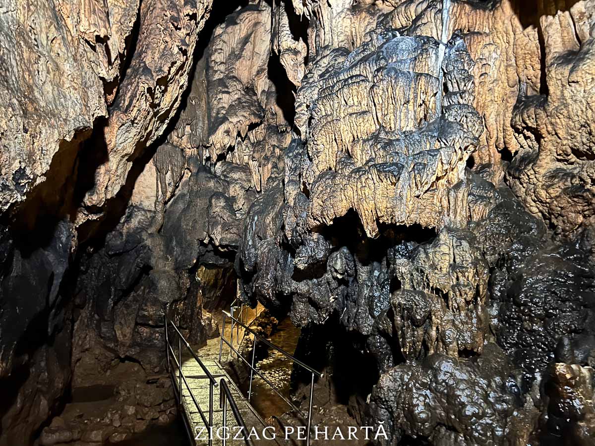 Peștera Vadu Crișului și Cascada Vadu Crișului - Blog de calatorii - ZIGZAG PE HARTĂ - IMG 2473