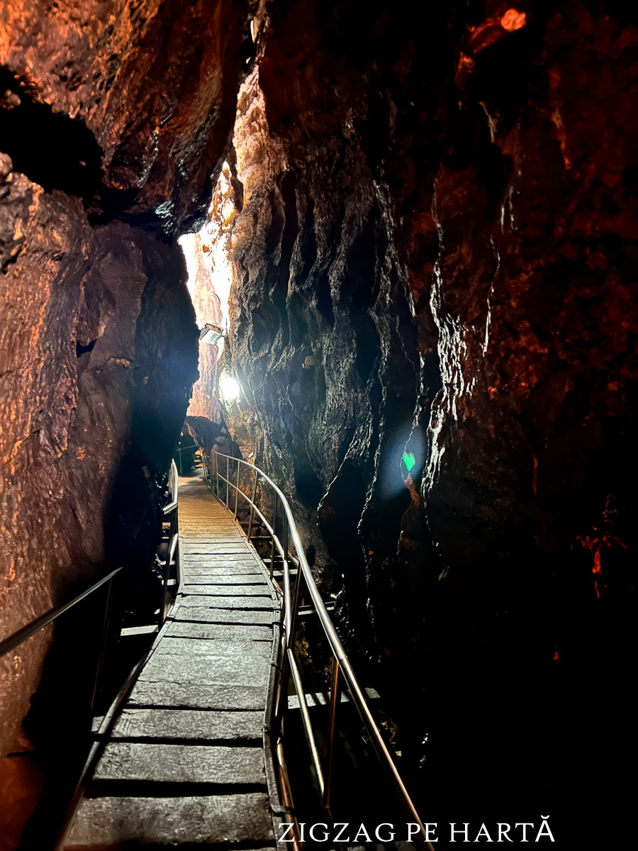 Peștera Vadu Crișului și Cascada Vadu Crișului - Blog de calatorii - ZIGZAG PE HARTĂ - IMG 2502