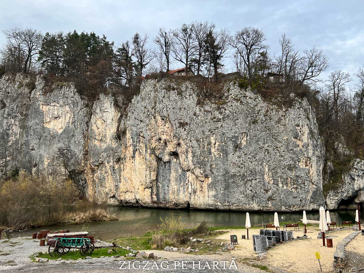 Peștera Unguru Mare și Peștera Unguru Mic - Blog de calatorii - ZIGZAG PE HARTĂ - IMG 2141