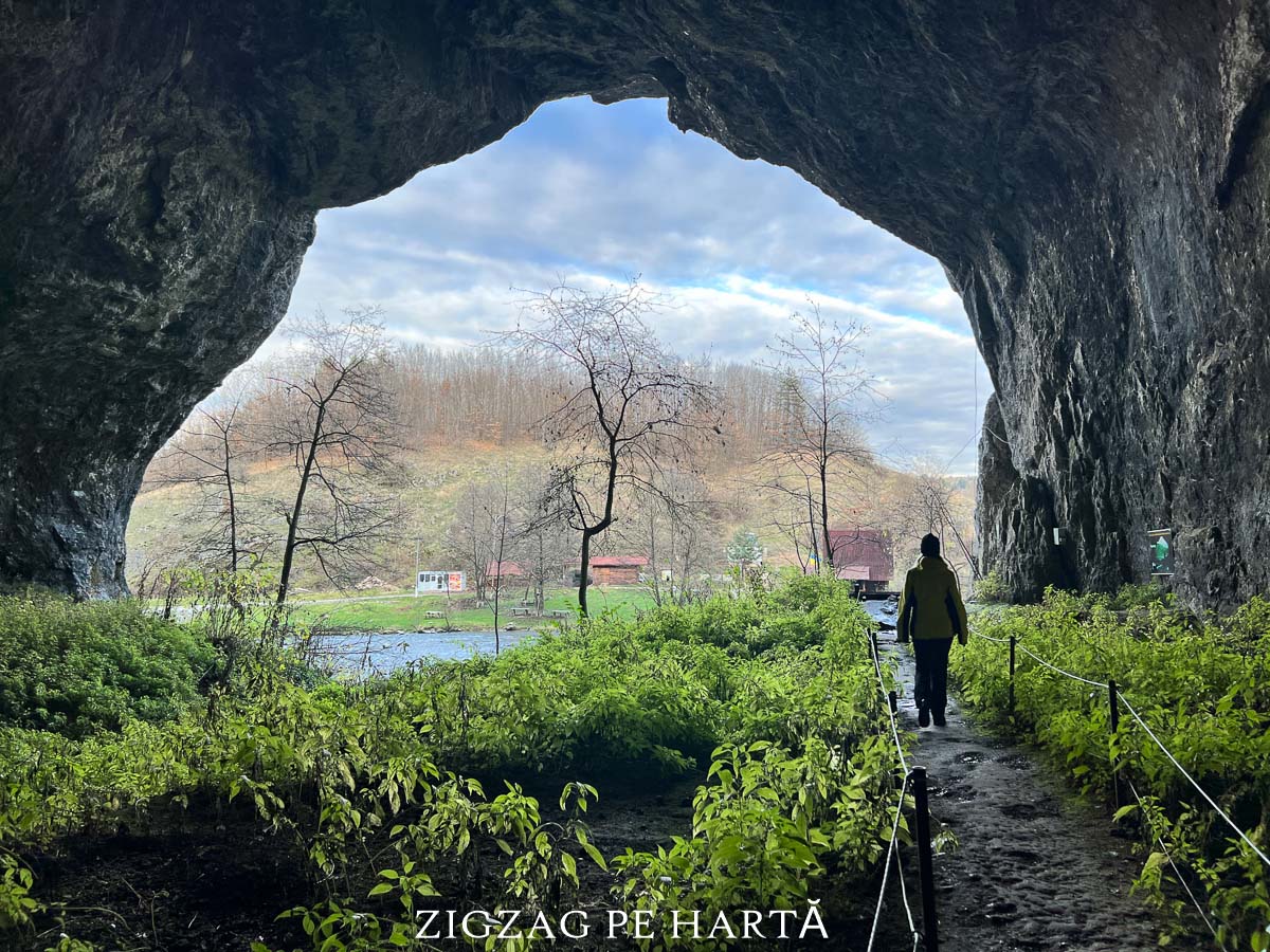 Peștera Unguru Mare și Peștera Unguru Mic - Blog de calatorii - ZIGZAG PE HARTĂ - IMG 2294