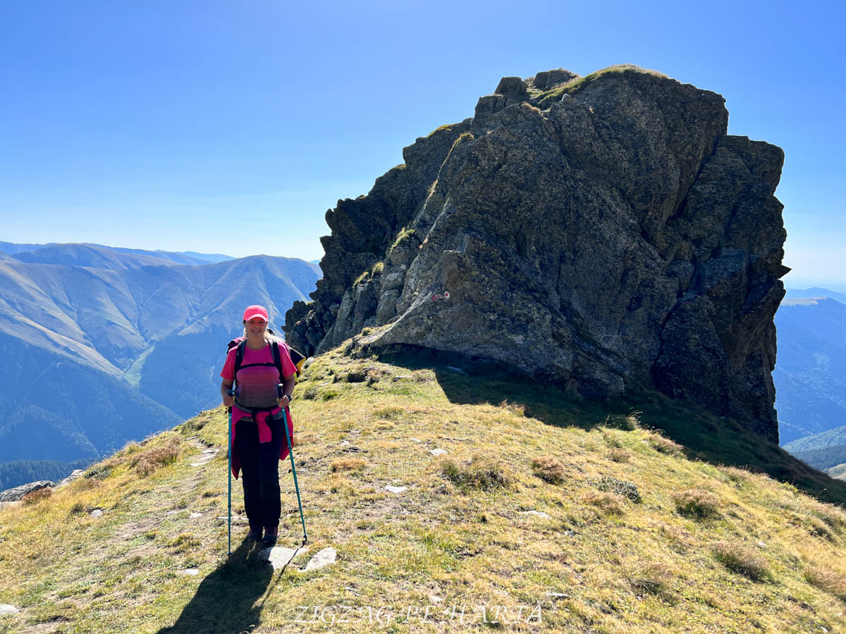 Vârful Lespezi, 2517 metri - Blog de calatorii - ZIGZAG PE HARTĂ - IMG 2511