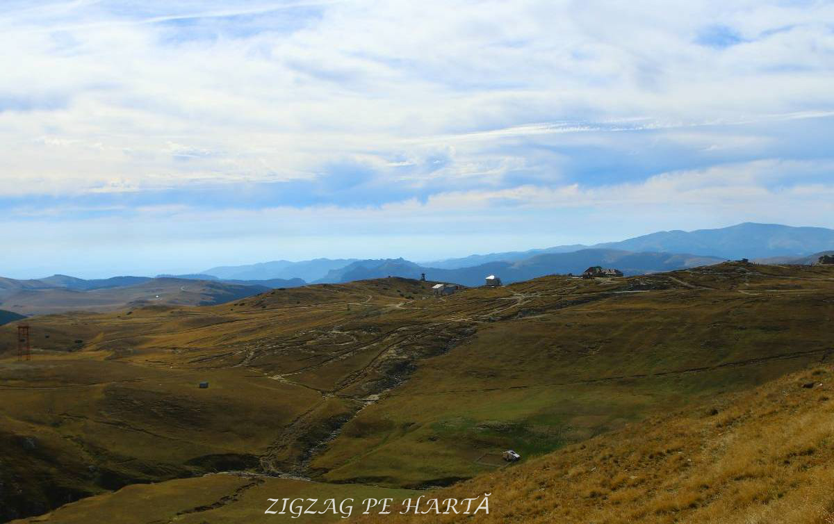 Crucea Eroilor de pe Muntele Caraiman, 2291 metri - Blog de calatorii - ZIGZAG PE HARTĂ - 25917 74190 12 12
