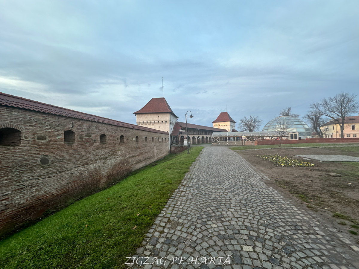 Cetatea Medievală din Târgu Mureș, peste 400 de ani de existență - Blog de calatorii - ZIGZAG PE HARTĂ - IMG 5092