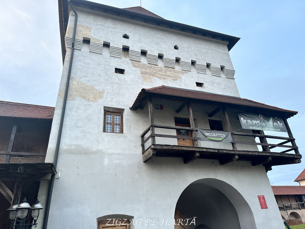 Cetatea Medievală din Târgu Mureș, peste 400 de ani de existență - Blog de calatorii - ZIGZAG PE HARTĂ - IMG 5102